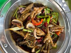 -休记光头香辣蟹干锅店(衣冠庙店)