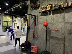 -成杰格斗·拳击·柔术·防身术(建设路店)