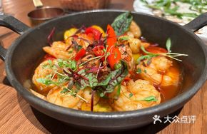 Garlic-infused Shrimp in Olive Oil