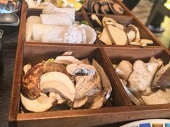 -芸鲜季·云南野生菌餐厅· 云南风物味研社(闵行店)
