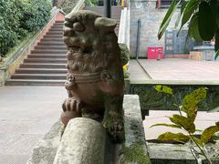 -峨眉山报国寺