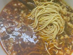 辣肉面-小桃园餐厅