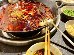 -四小区火锅·巷子里的重庆火锅(花照壁店)