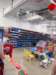 -逝水玩具折扣店