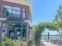 -岁粤Moon·湖景餐厅(月光码头店)