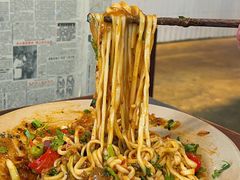 -方铲铲·成都板凳面(滨江银泰店)