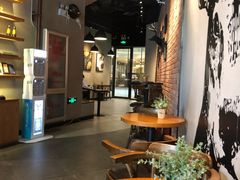 -THE ALLEY 鹿角巷(华润万象城店)