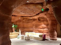 -幸栖洞穴设计酒店(成都春熙路店)