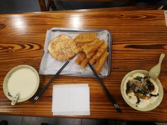 -禾诗夜市大饼油条(松江店)