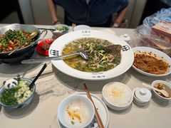 -渔语鱼酸菜鱼新川菜(来福士店)