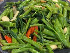 -马来西亚肉骨茶汤·招牌螃蟹·烧鸡·呷喱吧吧(海上世界店)