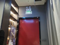 -屋有岛沉浸游戏旗舰店(中山公园店)