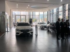 -杭州中升之星奔驰4S店(滨江店)