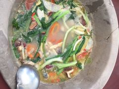 -姚记抚仙湖石锅鱼庄