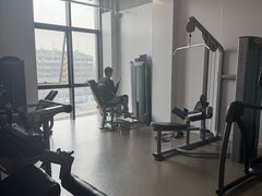 -乐刻健身(汇德隆购物中心店)