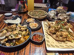 -蚝堡海鲜·威海菜·海肠捞饭·烧烤·亚洲吃蚝公司(幸福门店)