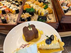 -南湖名都·景湖轩全日制餐厅·海鲜自助·东南亚风味·临湖而食