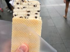 -詹爷爷乌节路街头冰淇淋