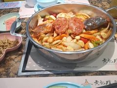 -黄记煌三汁焖锅(银盆岭万达广场店)