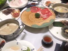 -红鼎豆捞·非遗鲍皇汤火锅(宝丰路店)