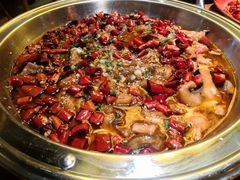 破店撒娇鱼-破三川·新川菜(静安大融城店)
