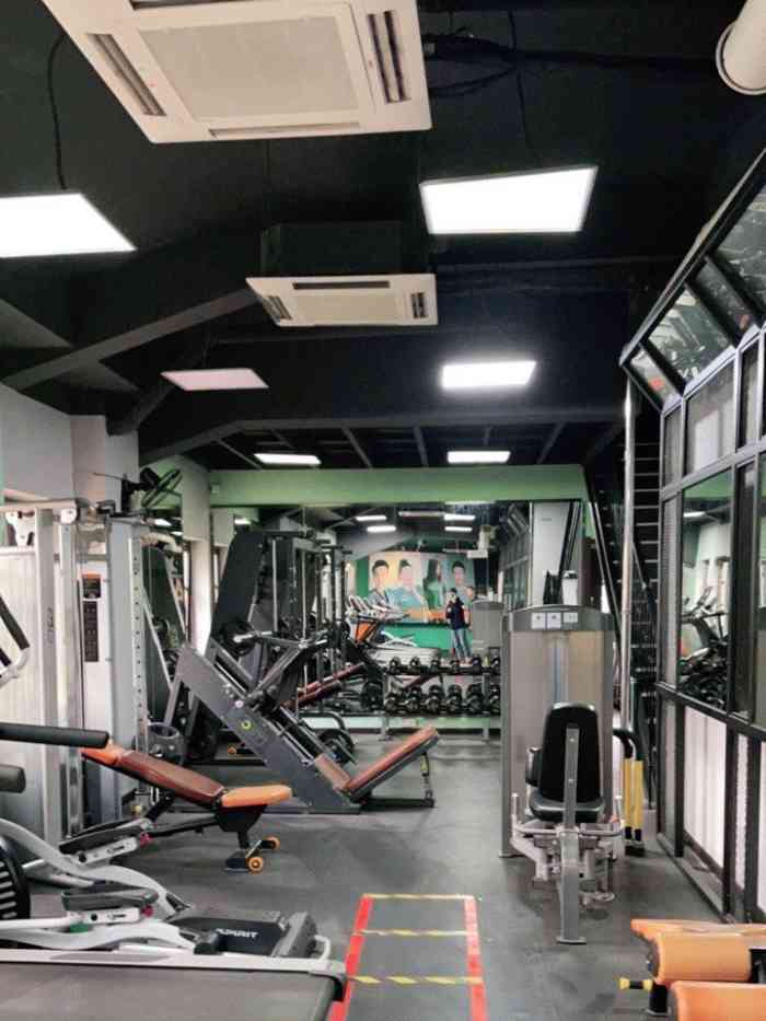 乐刻运动健身(翡翠城店)