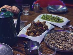-蚝堡海鲜·威海菜·海肠捞饭·烧烤·亚洲吃蚝公司(幸福门店)