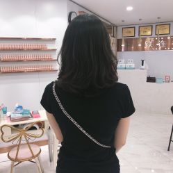 -镁连社·美联社