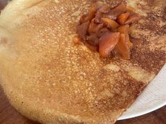 慢炖盐焦糖苹果可丽饼-RAC BAR(安福路店)