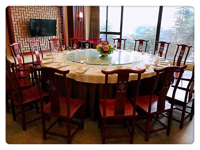 厚院庄园 0696/人 新津区川菜馆 1 2 3 6 7 8 8 9