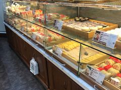 面包甜点陈列柜-清真全盛斋传统糕点(西羊市店)