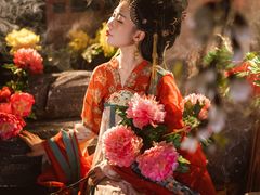 -翩若国风汉服体验馆