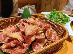 -老滇山寨•云南特色菜•地方菜•民族风情歌舞表演(金碧店)