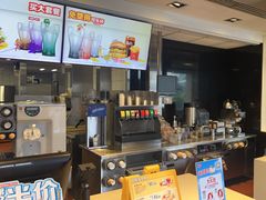 -麦当劳(常山服务区得来速店)