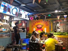 大堂-钢管厂五区小郡肝串串香(奥克斯广场锦城万达店)