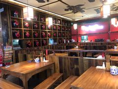 大堂-先启半步颠小酒馆(白麓里店)