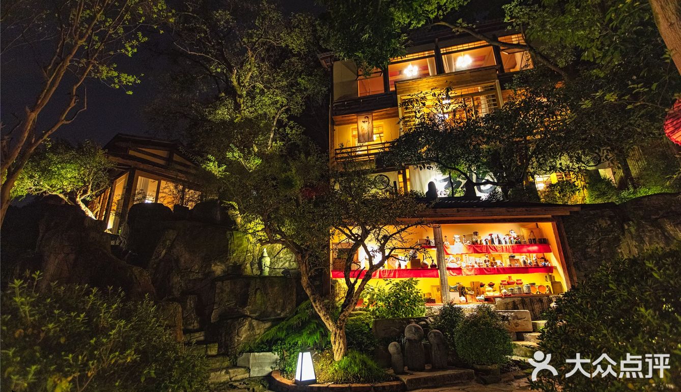 深藏南山之中，悠悠翠林之间，这家日式料理才是都市人群的理想国