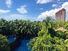 -三亚湾海居铂尔曼度假酒店