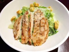 碳烤鸡胸凯撒沙拉-bluefrog蓝蛙(悠唐购物中心店)