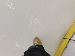 -成都冰纷万象滑冰场