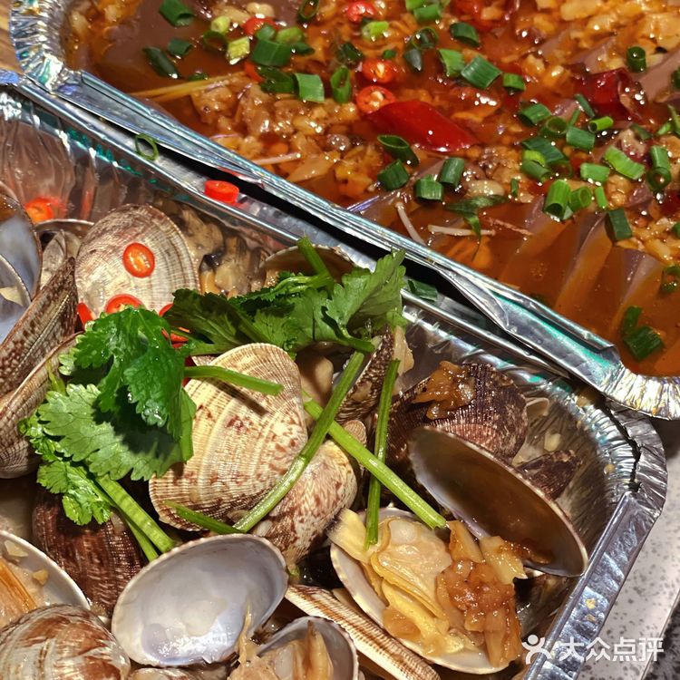 王嘉尔同款/撸串的快乐/麻子烧洞天烧烤🍢