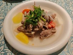 -巴扎美食·新疆菜·西域歌舞表演餐厅(新疆大厦店)