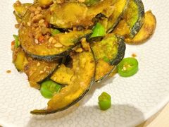 -吕氏疙瘩汤·新派鲁菜(芝罘万达店)