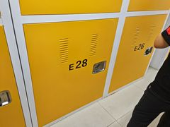 -安东易迷你自助仓储寄存仓库(草桥店)