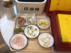 -阮大兴糕团(滨江宝龙店)