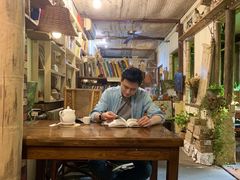 -斯多格书乡(北京大学畅春园店)