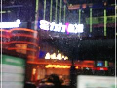 -力力渔港涉外店