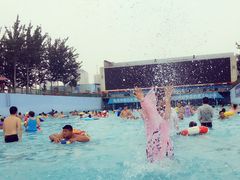 -欢乐水魔方水世界