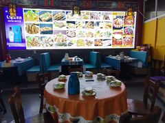 -小桥衢州人家·海鲜烧烤·盱眙龙虾(万达水街店)