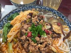 -东门七爷螺蛳粉(浦东店)